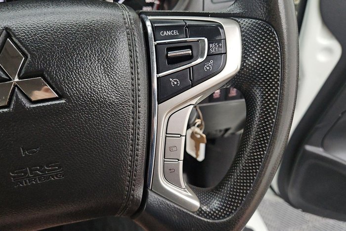 2022 Mitsubishi Triton GLX