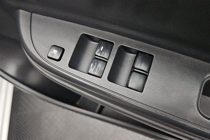 2022 Mitsubishi Triton GLX