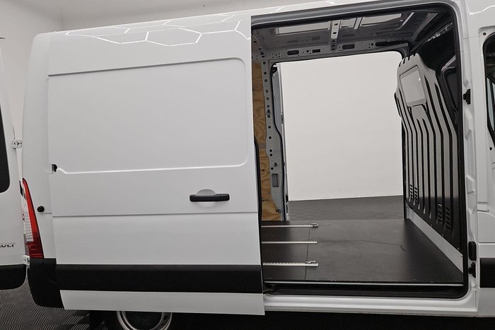 2024 Renault Master Pro 120kW