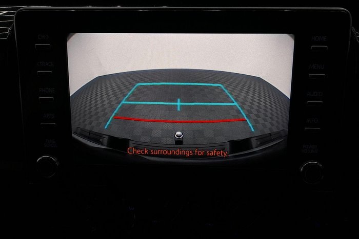 2022 Toyota Hilux SR