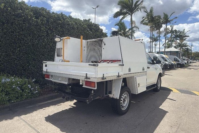 2019 Toyota Hilux SR