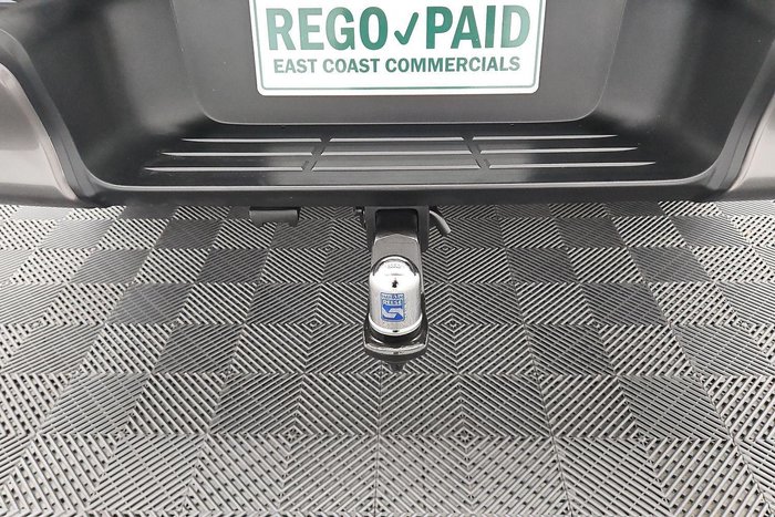 2022 Toyota Hilux SR