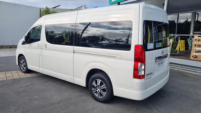 2020 Toyota Hiace Commuter GL