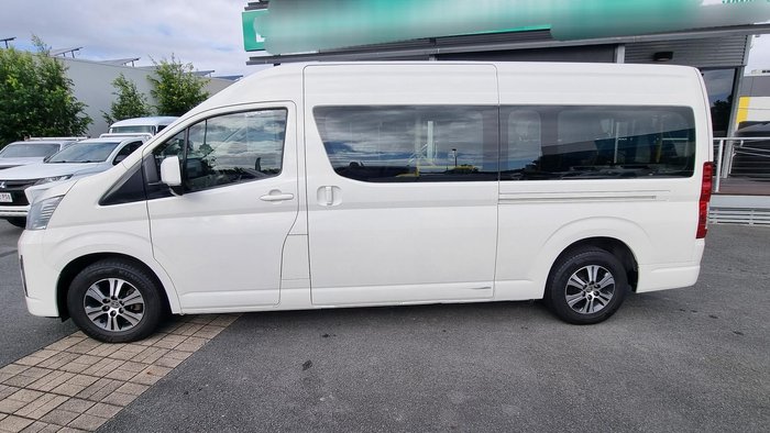 2020 Toyota Hiace Commuter GL