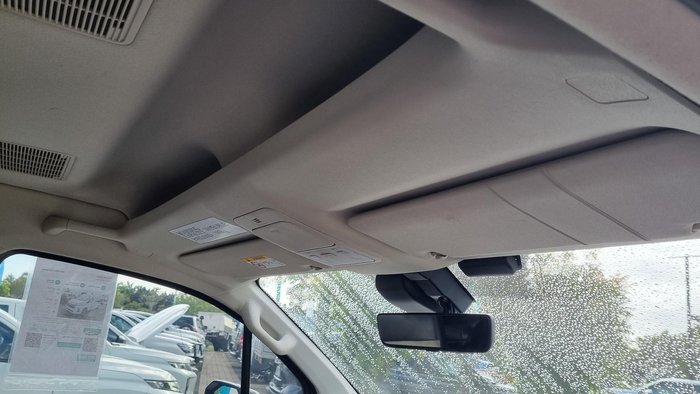 2020 Toyota Hiace Commuter GL