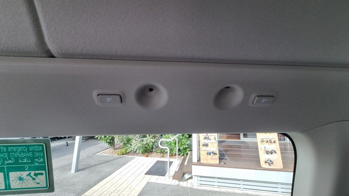 2020 Toyota Hiace Commuter GL