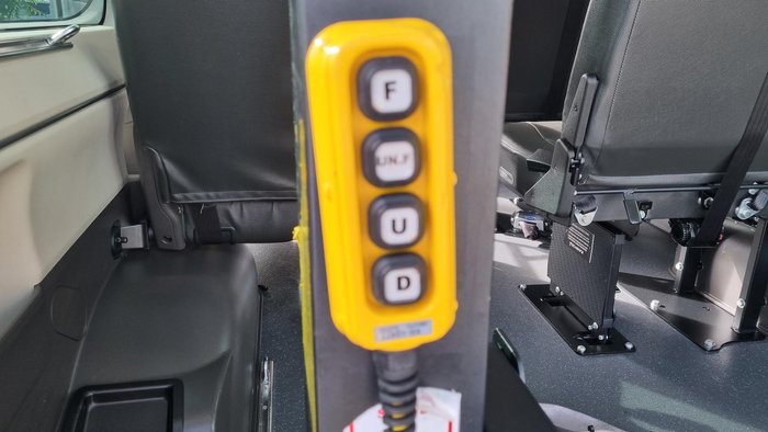 2020 Toyota Hiace Commuter GL