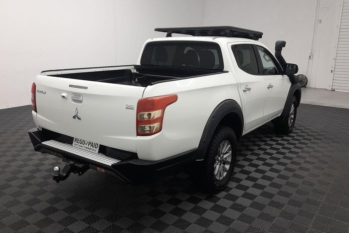 2017 Mitsubishi Triton GLS