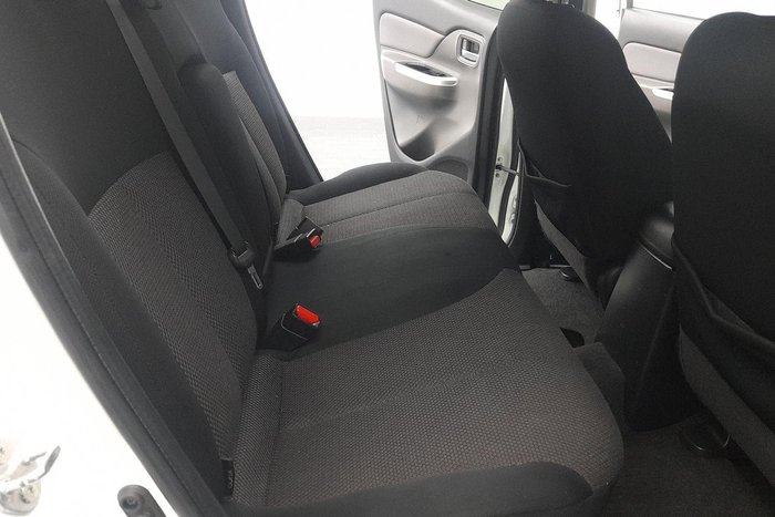 2017 Mitsubishi Triton GLS