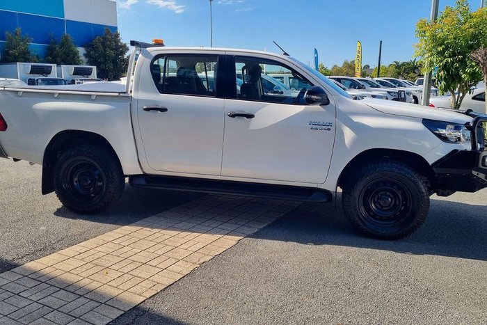 2021 Toyota Hilux SR