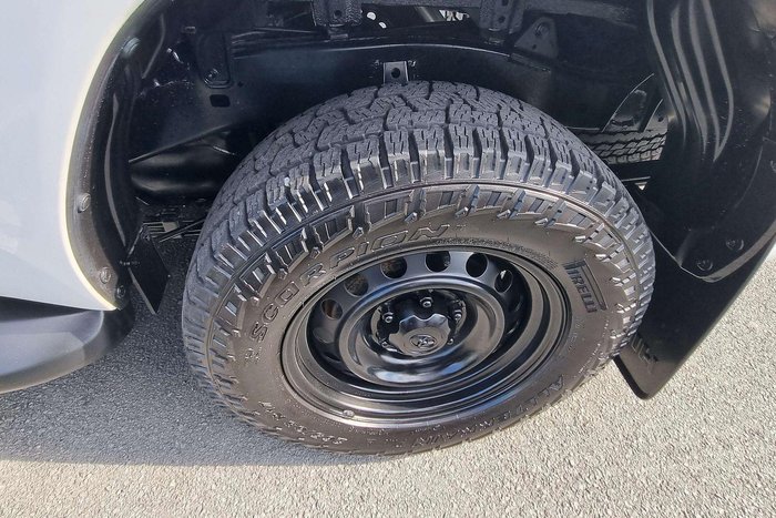 2021 Toyota Hilux SR