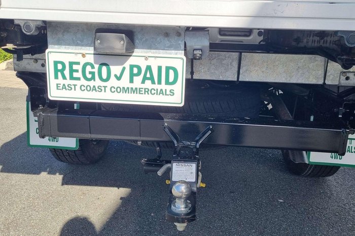 2022 Nissan Navara SL