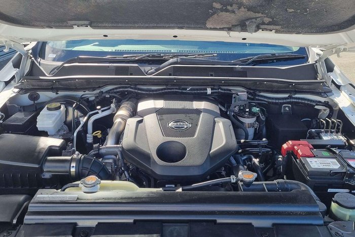 2022 Nissan Navara SL