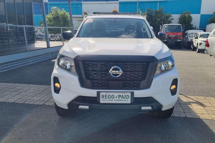 2022 Nissan Navara SL
