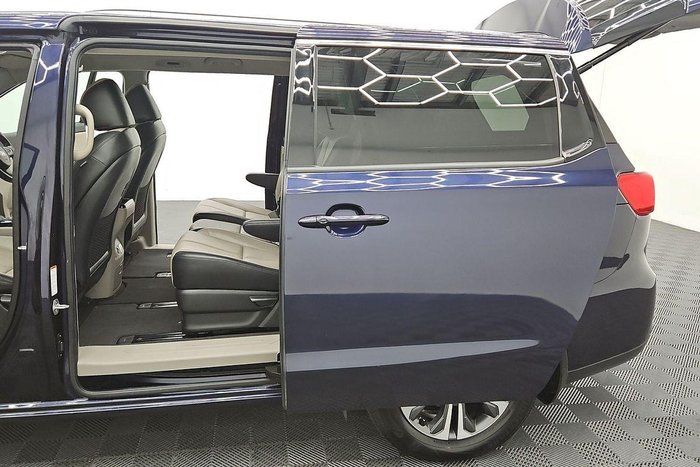 2019 Kia Carnival SLi