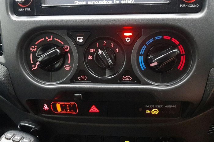 2022 Mitsubishi Triton GLX