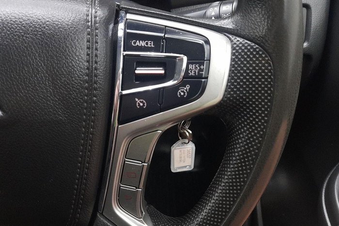 2022 Mitsubishi Triton GLX