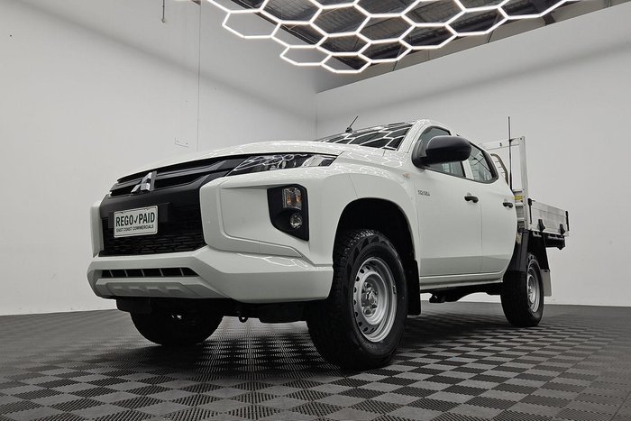 2022 Mitsubishi Triton GLX