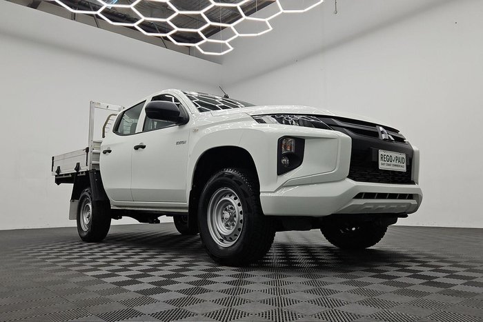 2022 Mitsubishi Triton GLX