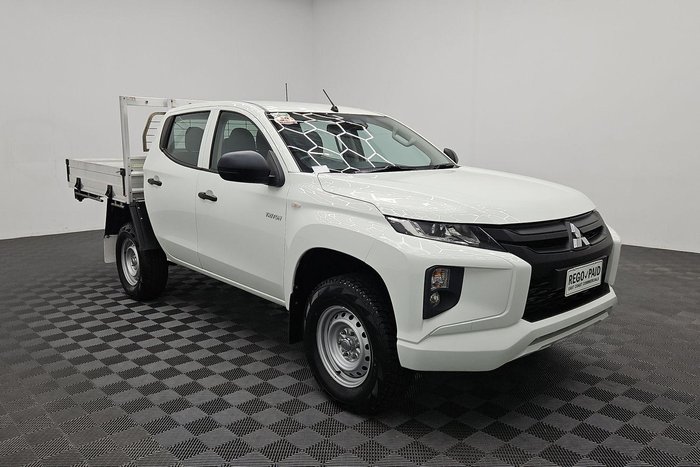 2022 Mitsubishi Triton GLX