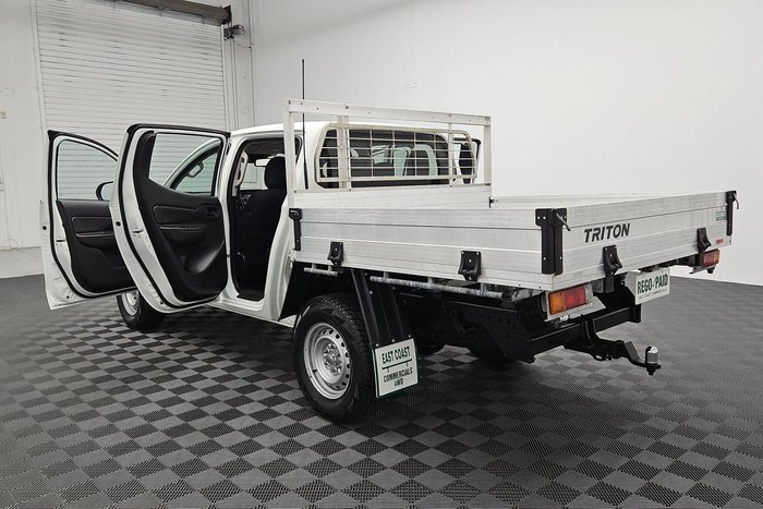 2022 Mitsubishi Triton GLX