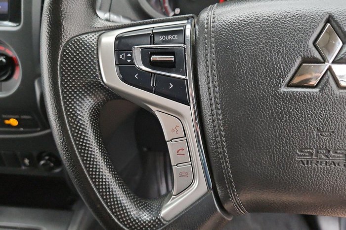 2022 Mitsubishi Triton GLX