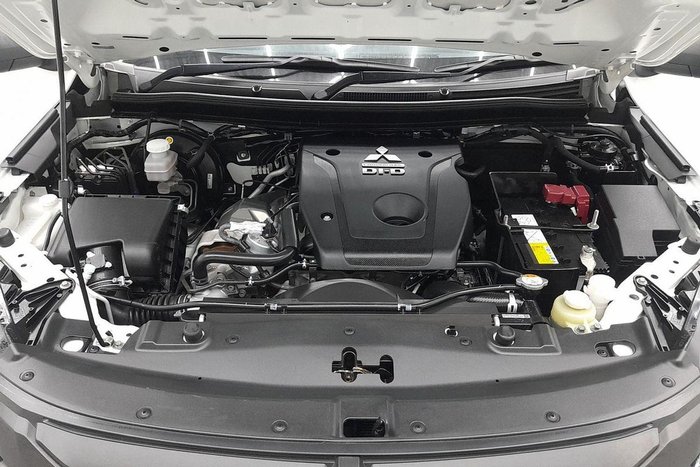 2022 Mitsubishi Triton GLX