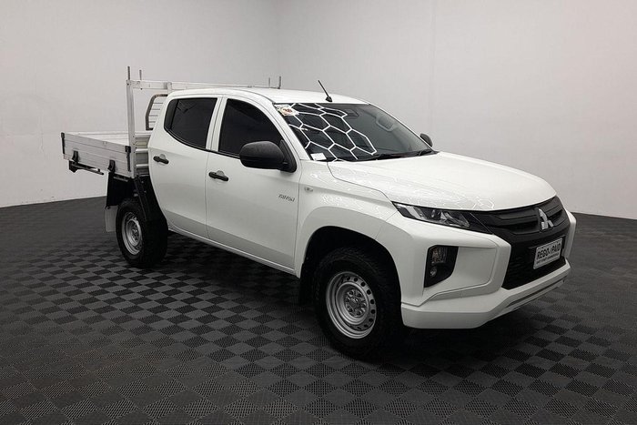 2022 Mitsubishi Triton GLX