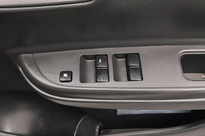 2022 Mitsubishi Triton GLX