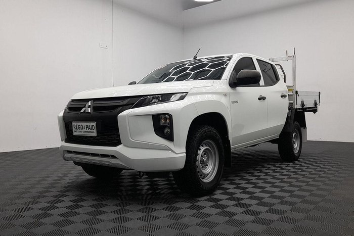2022 Mitsubishi Triton GLX