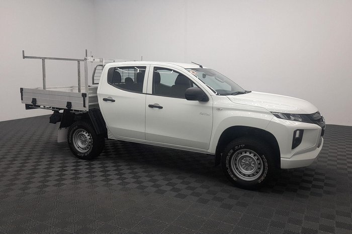 2022 Mitsubishi Triton GLX