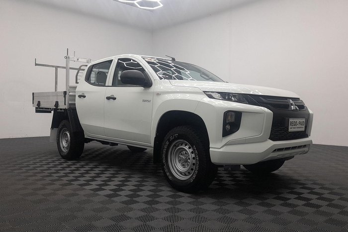 2022 Mitsubishi Triton GLX