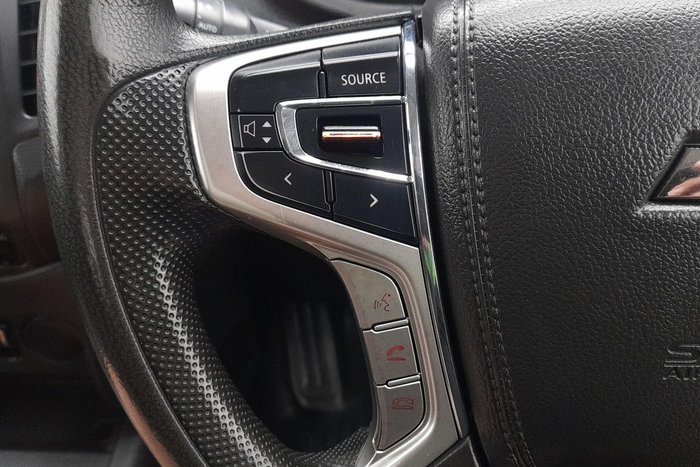 2022 Mitsubishi Triton GLX