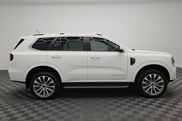 2023 Ford Everest Platinum