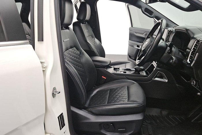 2023 Ford Everest Platinum