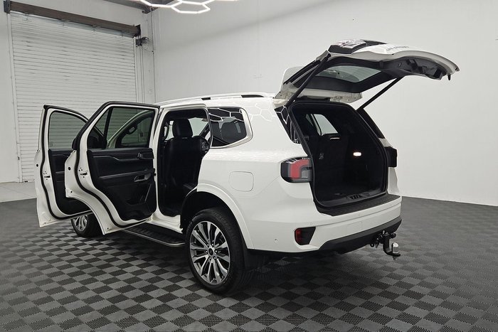 2023 Ford Everest Platinum