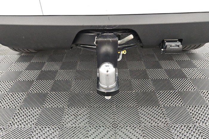 2023 Ford Everest Platinum