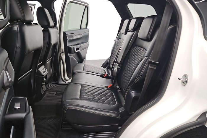 2023 Ford Everest Platinum