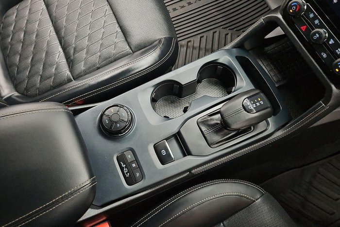 2023 Ford Everest Platinum