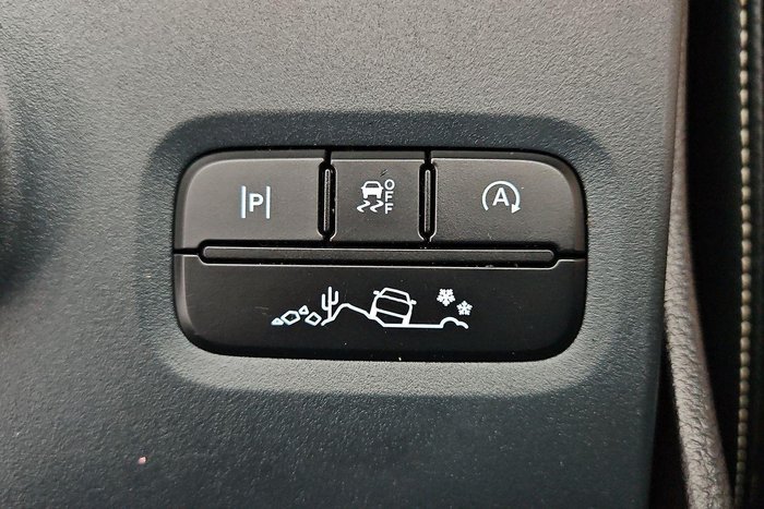 2023 Ford Everest Platinum