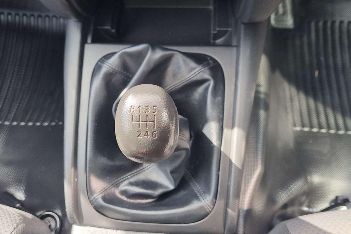 2023 Mitsubishi Triton GLX