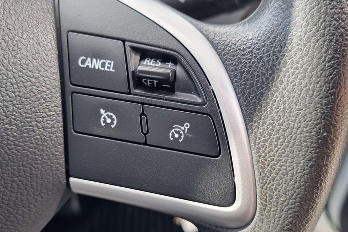 2023 Mitsubishi Triton GLX