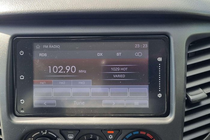 2023 Mitsubishi Triton GLX