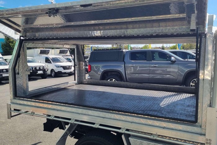 2023 Mitsubishi Triton GLX