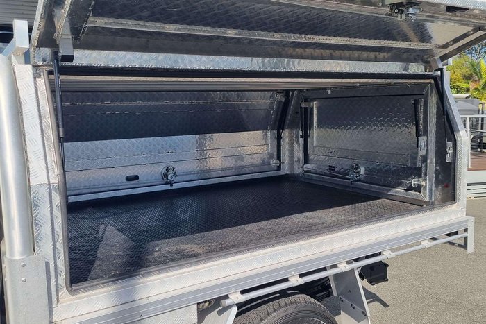 2023 Mitsubishi Triton GLX