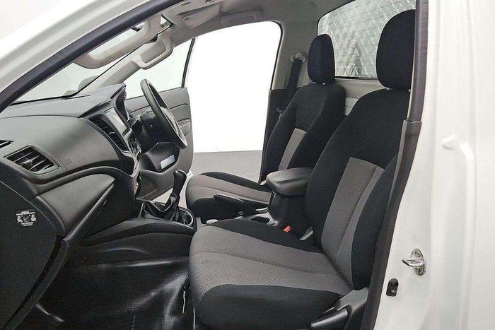 2023 Mitsubishi Triton GLX