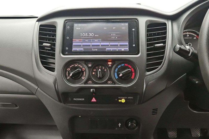 2023 Mitsubishi Triton GLX