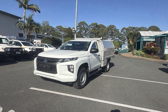 2023 Mitsubishi Triton GLX