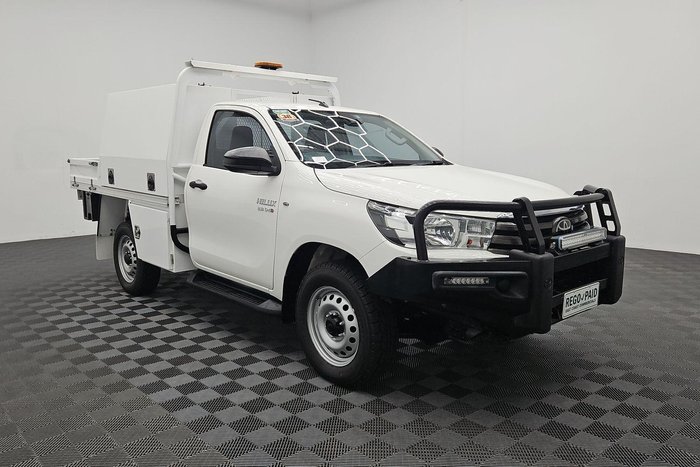 2019 Toyota Hilux SR