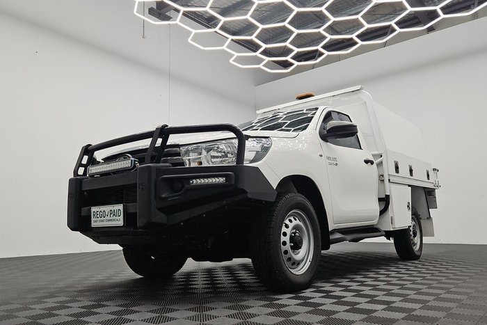 2019 Toyota Hilux SR